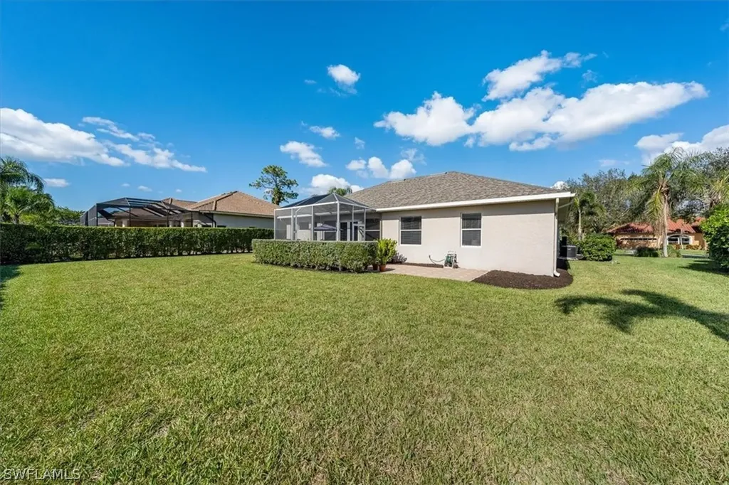 2128 Imperial Circle Naples FL 34110