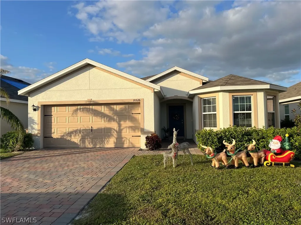10526 Crossback Lane Lehigh Acres FL 33936