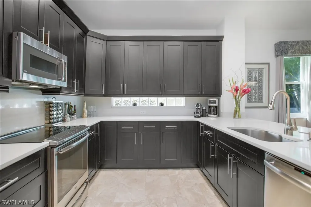6527 Plantation Preserve Circle N Fort Myers FL 33966