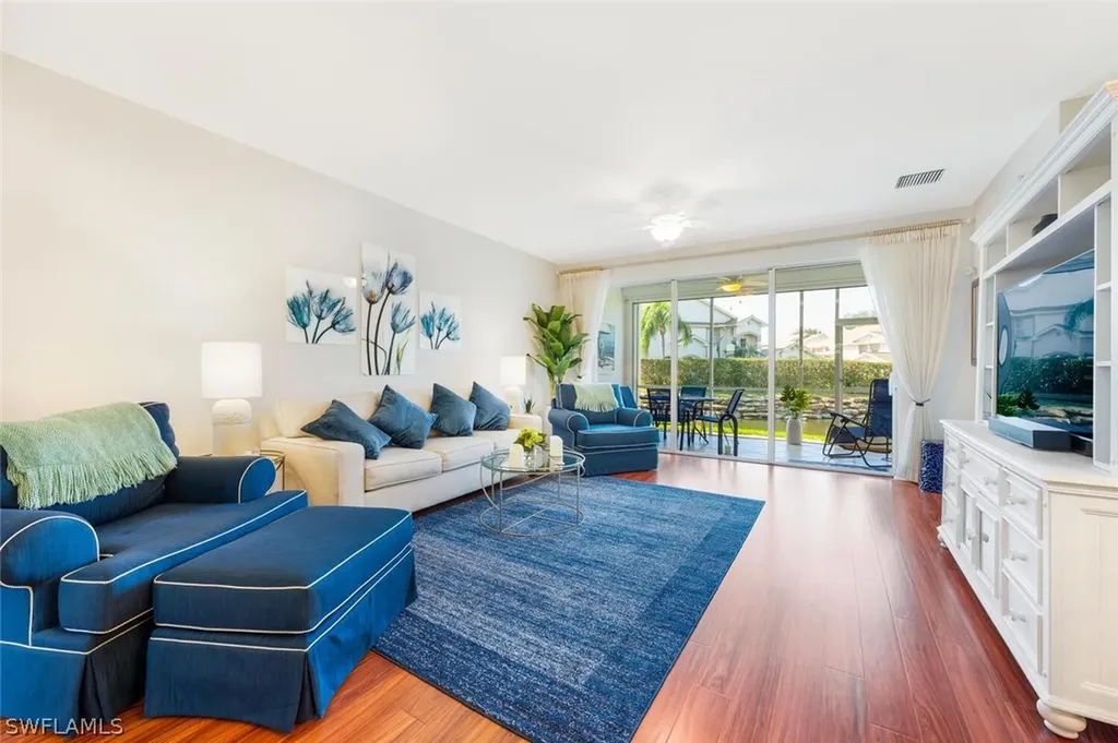 Naples FL, 5677 Heron Lane, Unit 103