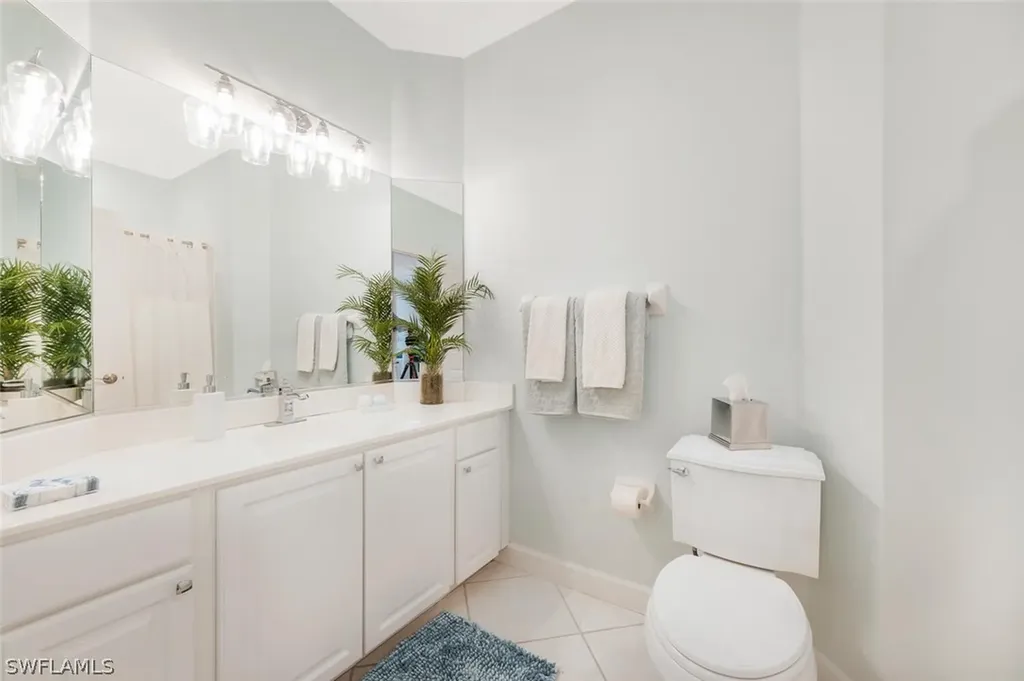 5677 Heron Lane Naples FL 34110