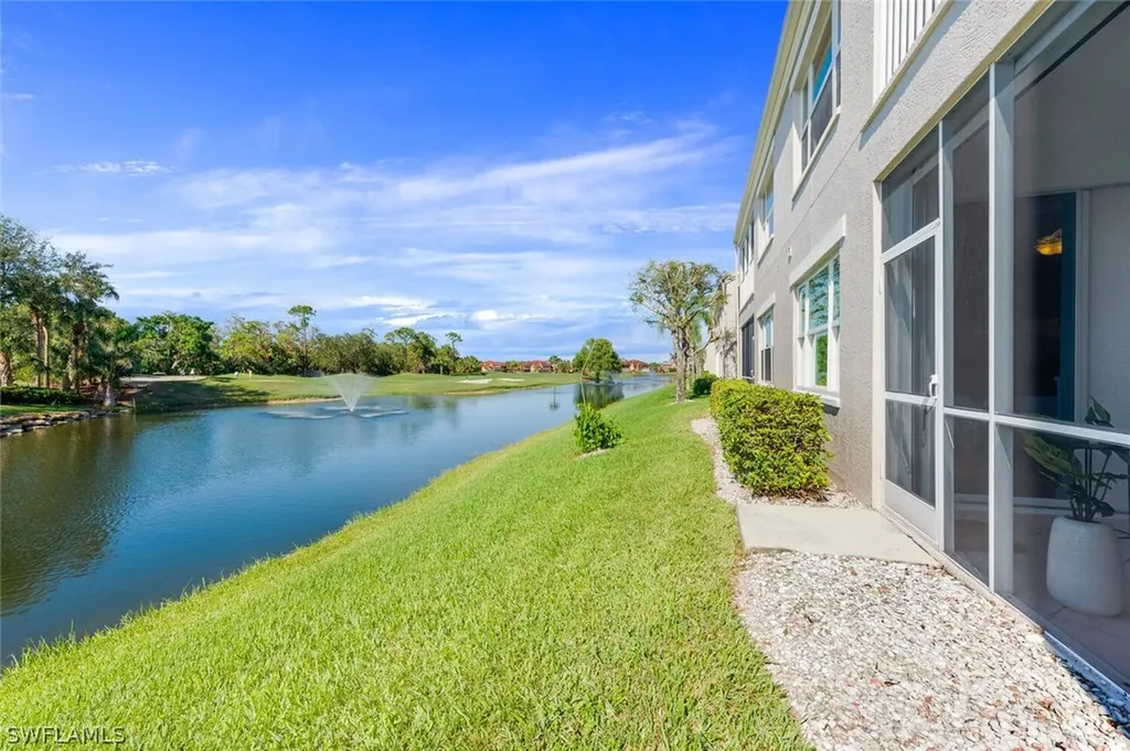 5677 Heron Lane Naples FL 34110