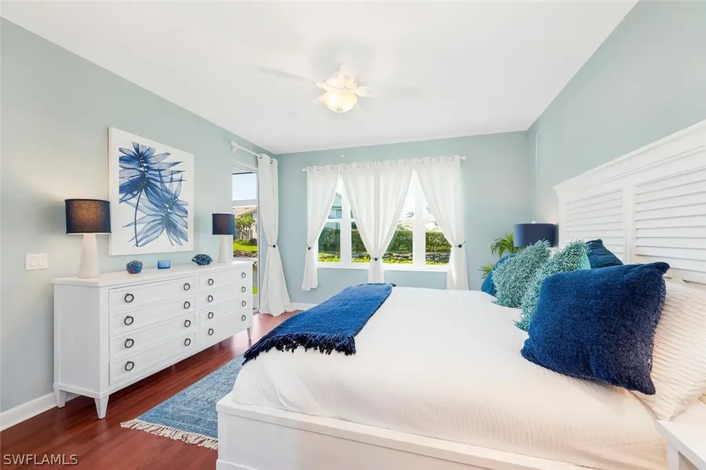 5677 Heron Lane Naples FL 34110