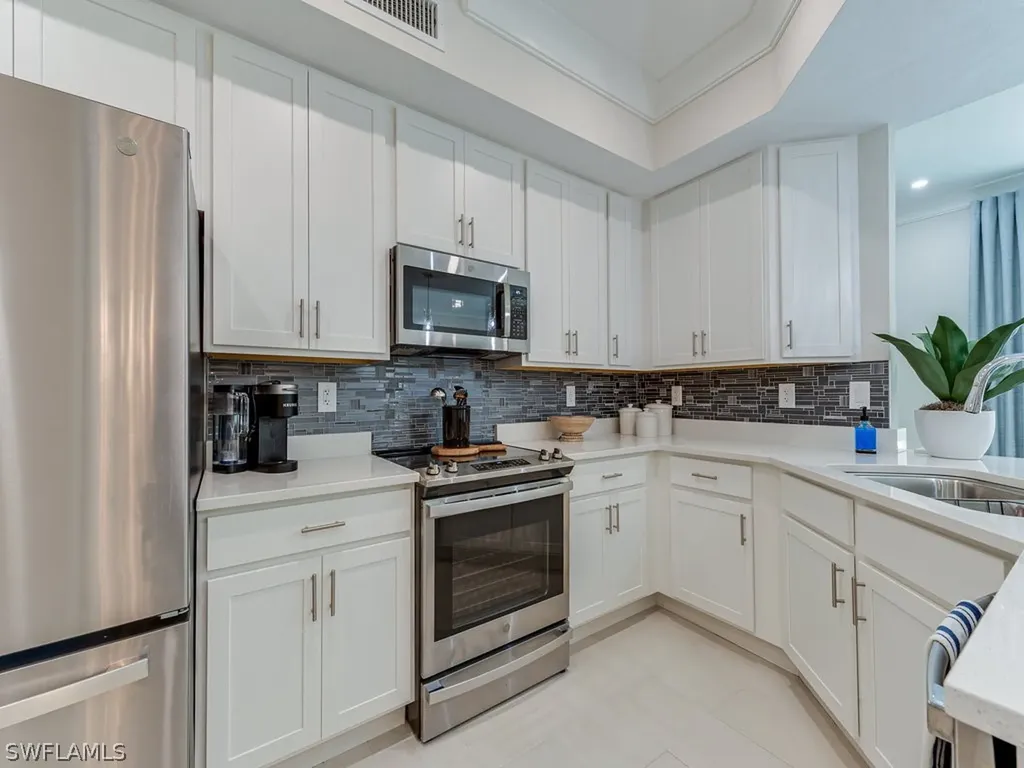 232 Indies Drive E Naples FL 34114