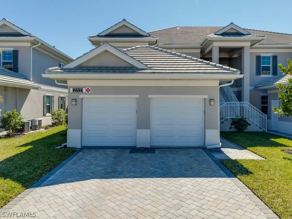 232 Indies Drive E Naples FL 34114