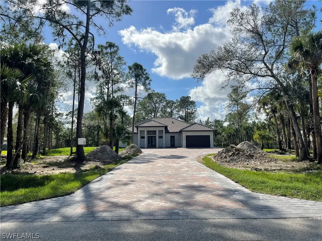 1000 12th Avenue NE Naples FL 34120