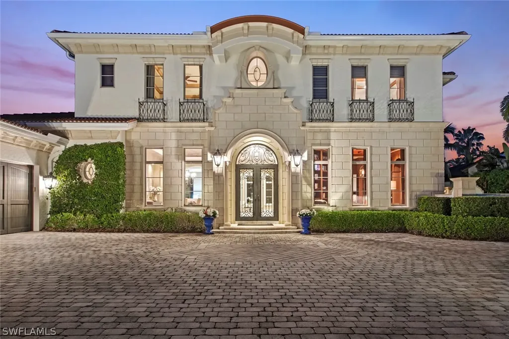 6097 Sunnyslope Drive Naples FL 34119