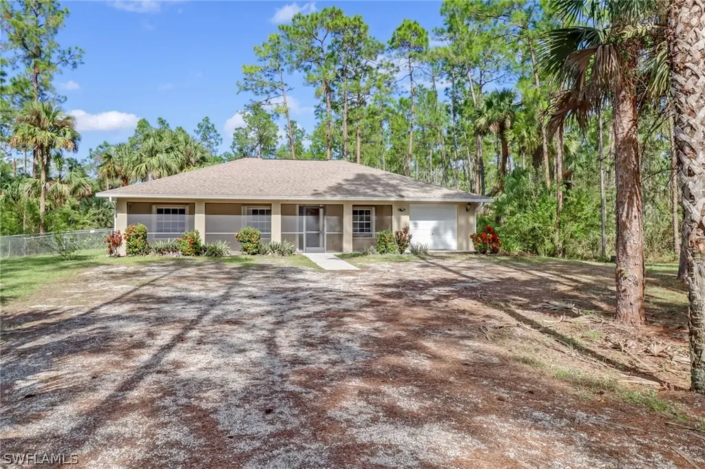 3995 8th Avenue NE Naples FL 34120