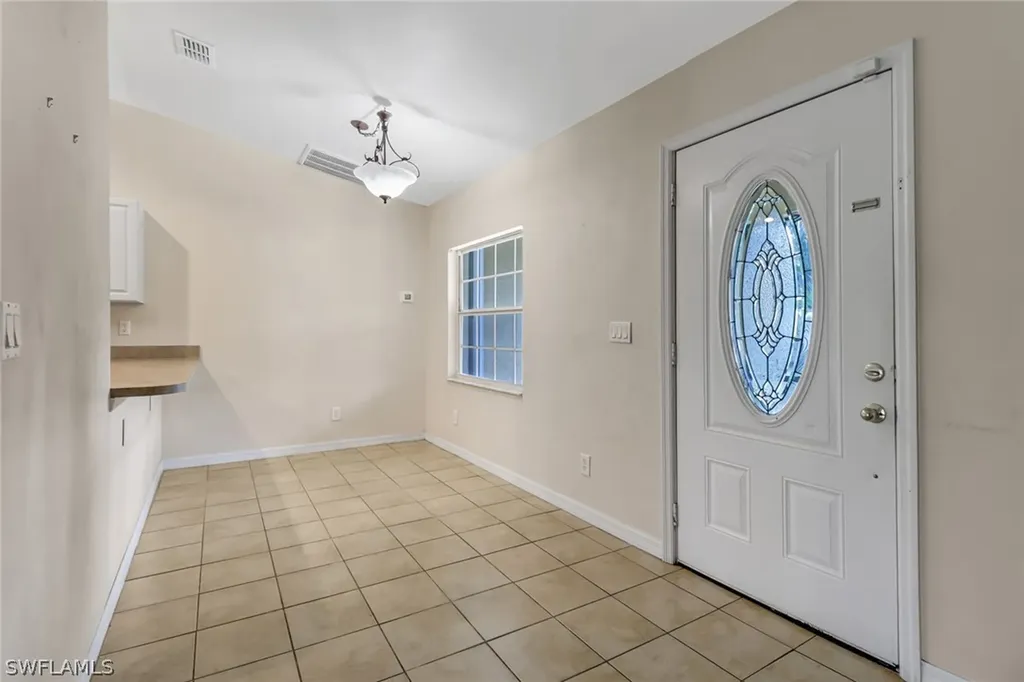 3995 8th Avenue NE Naples FL 34120