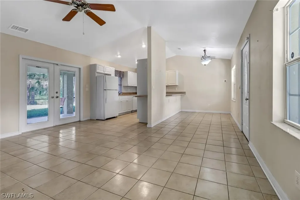 3995 8th Avenue NE Naples FL 34120
