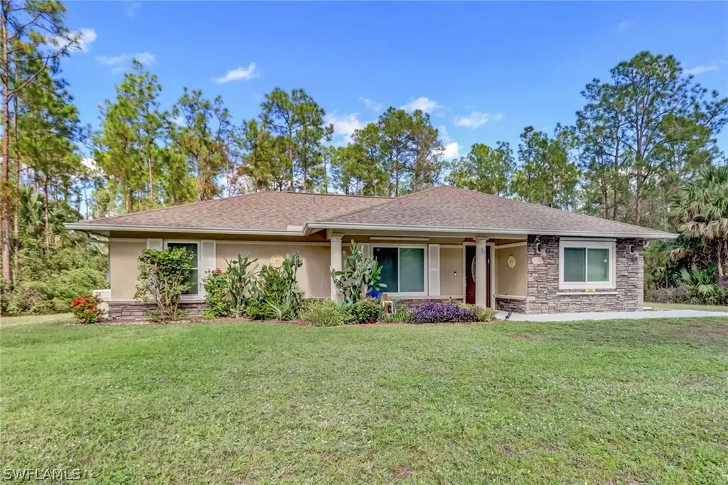 3995 8th Avenue NE Naples FL 34120