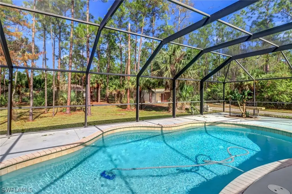 3995 8th Avenue NE Naples FL 34120