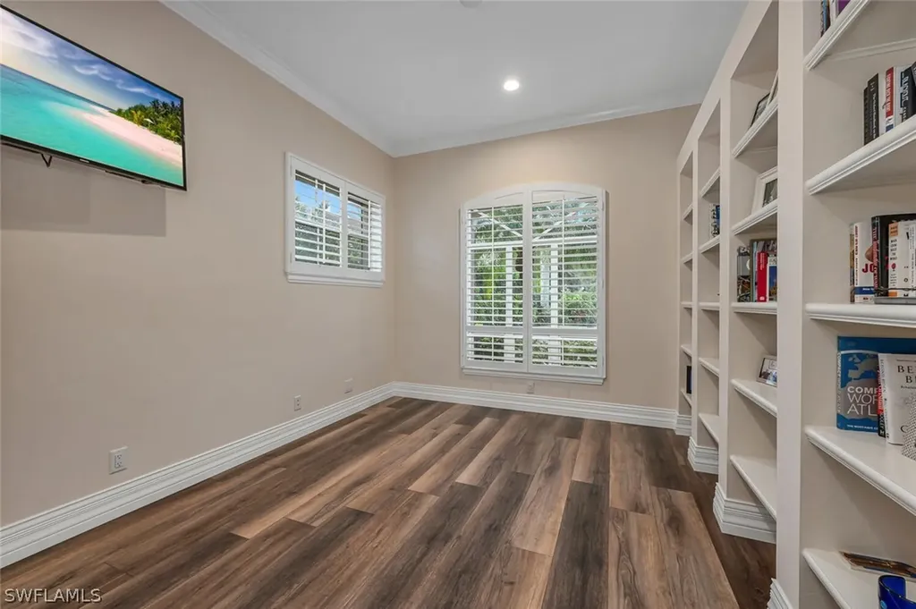 2313 Cassia Court Naples FL 34109