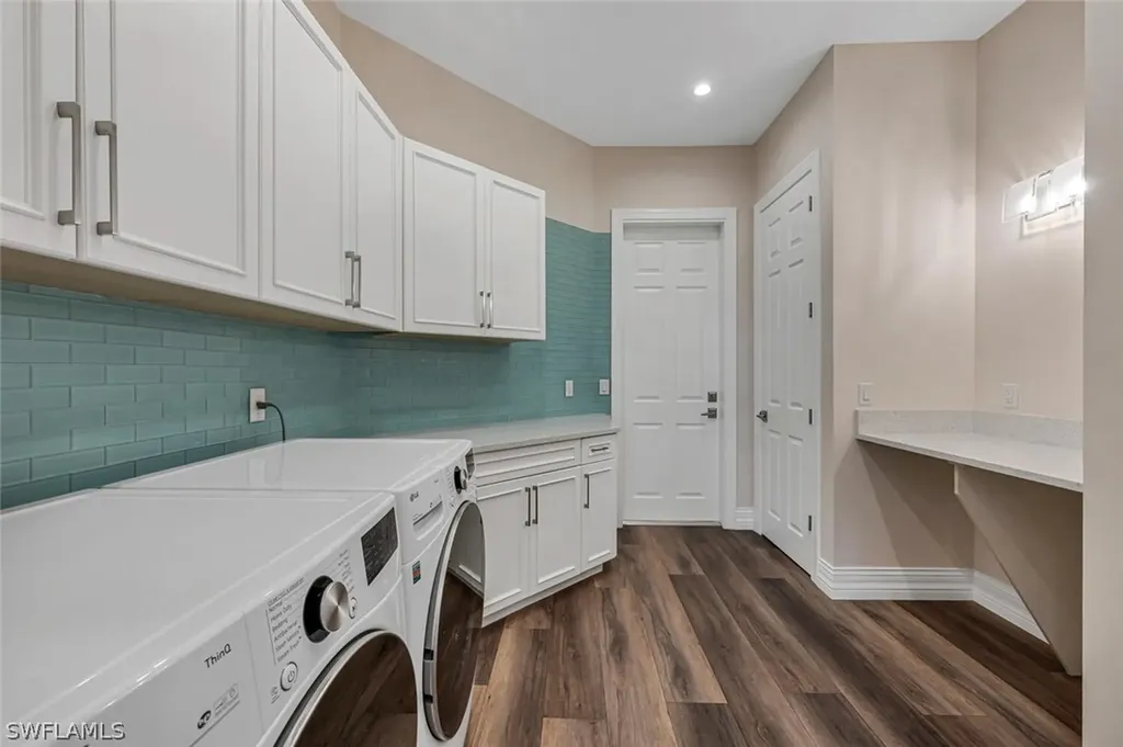 2313 Cassia Court Naples FL 34109