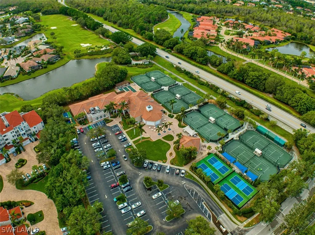 2313 Cassia Court Naples FL 34109