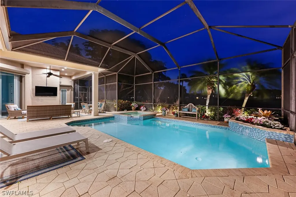 2313 Cassia Court Naples FL 34109