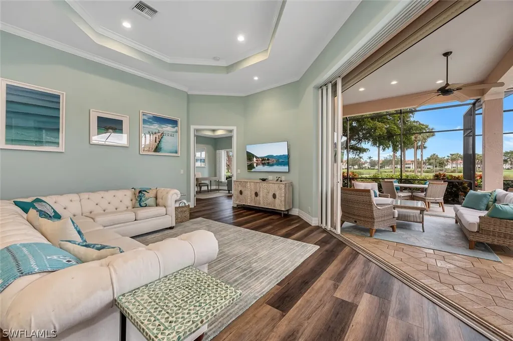 2313 Cassia Court Naples FL 34109