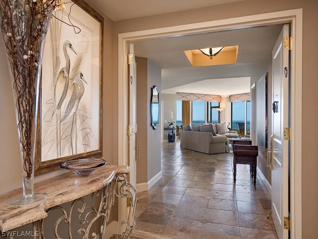 6597 Nicholas Boulevard Naples FL 34108