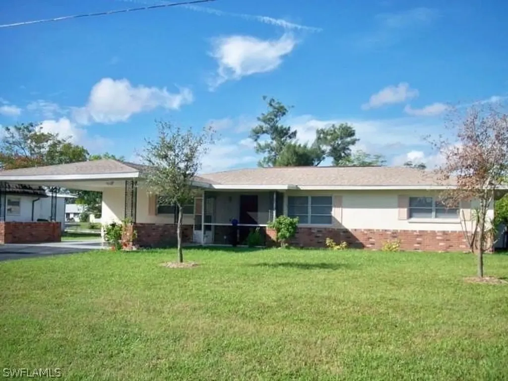 414 NE 12th Court Cape Coral FL 33909