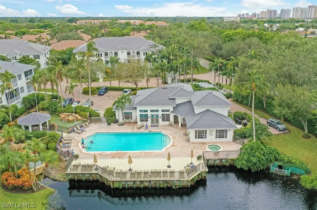 835 Bentwater Circle Naples FL 34108