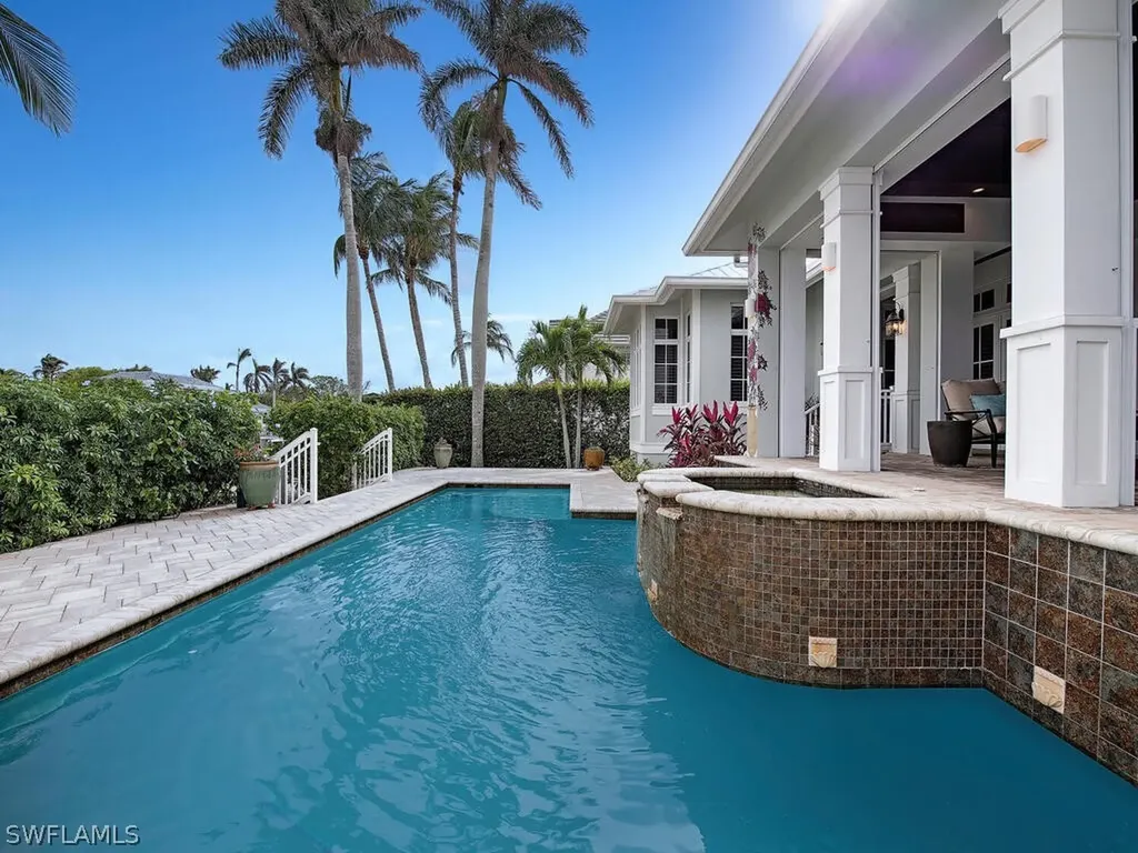 1925 7th Street S Naples FL 34102