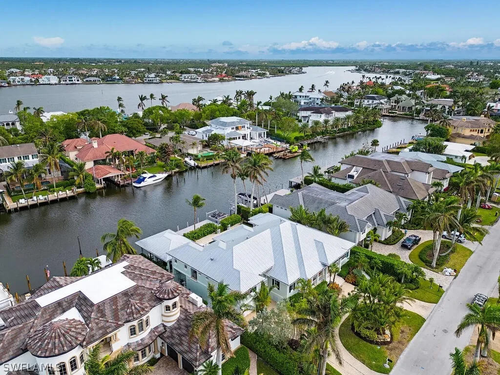 1925 7th Street S Naples FL 34102