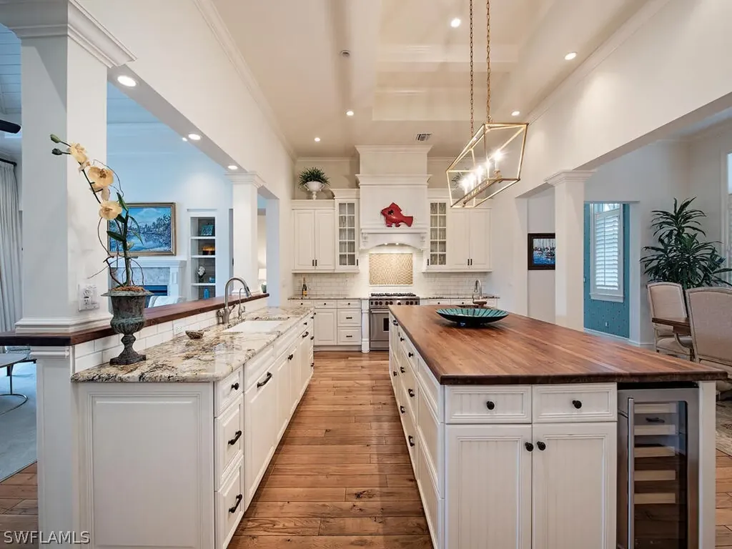 1925 7th Street S Naples FL 34102