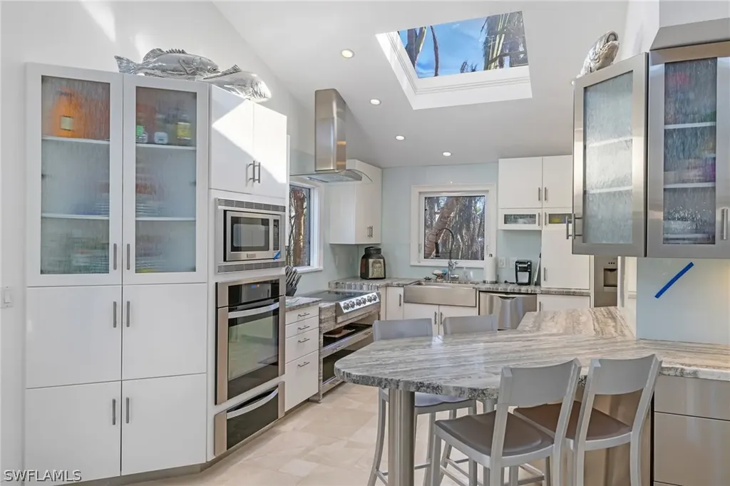 11460 Old Lodge Lane Captiva FL 33924