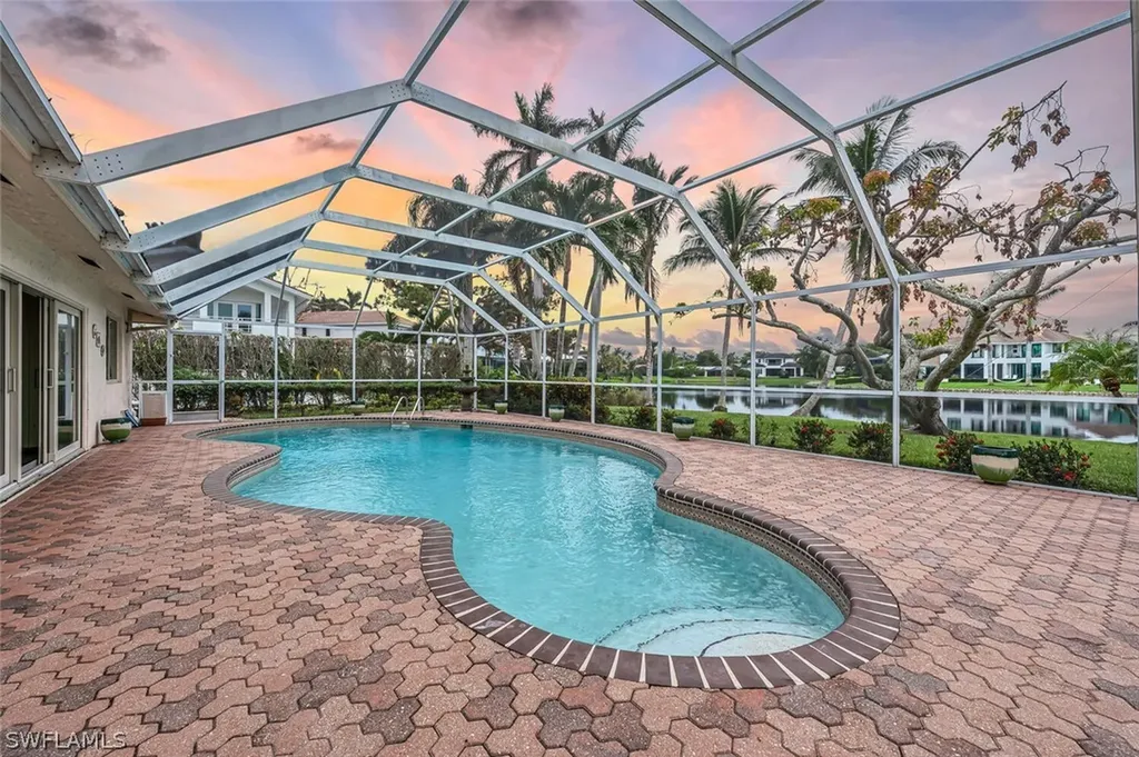 530 Turtle Hatch Road Naples FL 34103