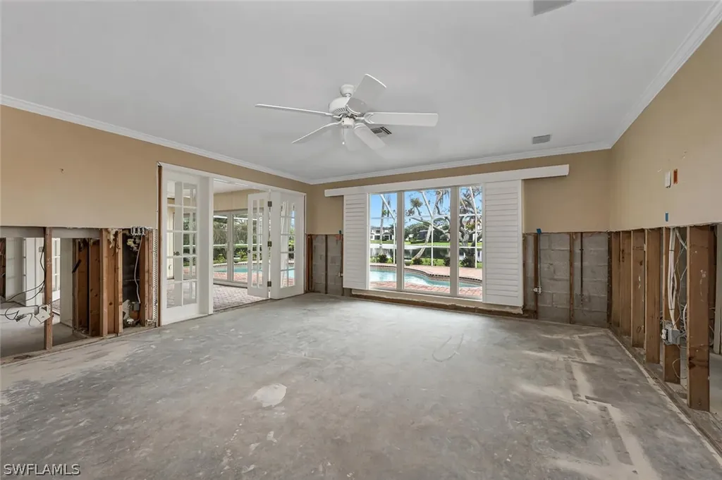 530 Turtle Hatch Road Naples FL 34103