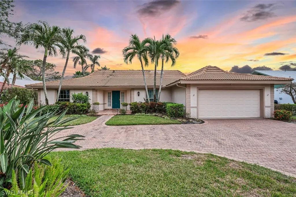 530 Turtle Hatch Road Naples FL 34103