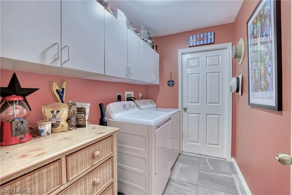 1310 SW 33rd Terrace Cape Coral FL 33914
