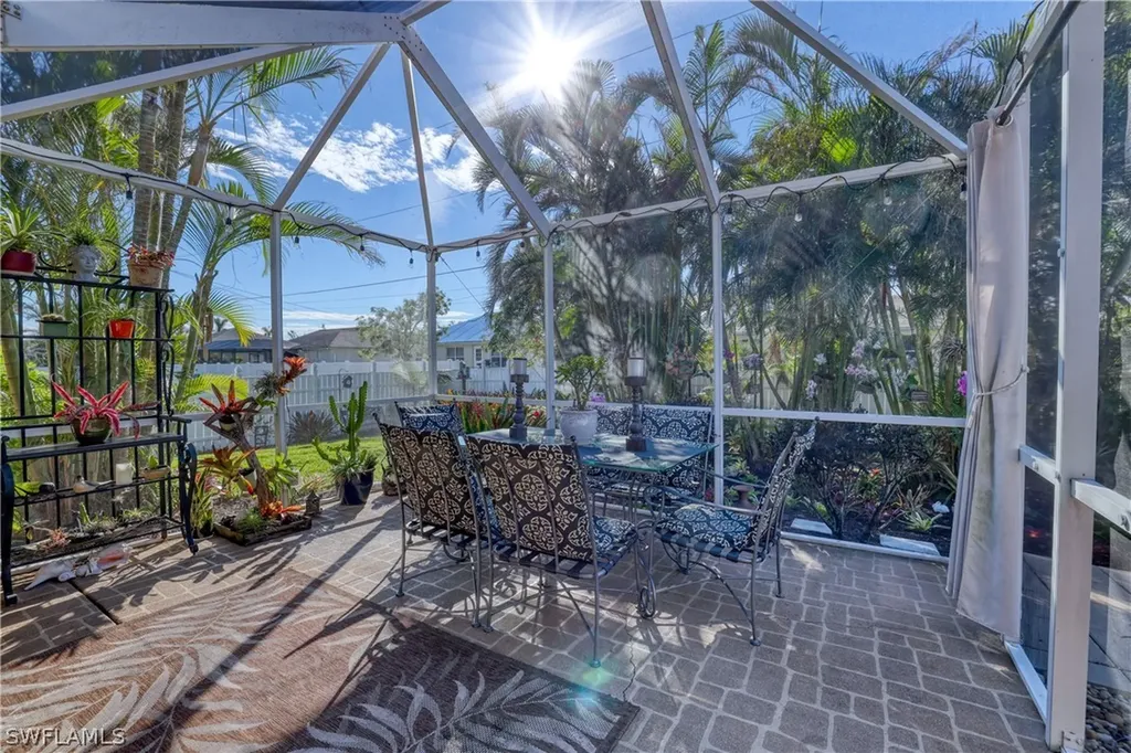 1310 SW 33rd Terrace Cape Coral FL 33914
