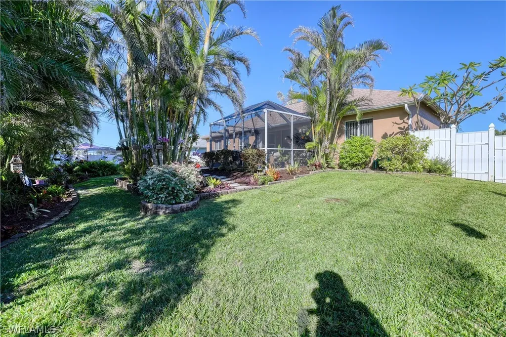 1310 SW 33rd Terrace Cape Coral FL 33914