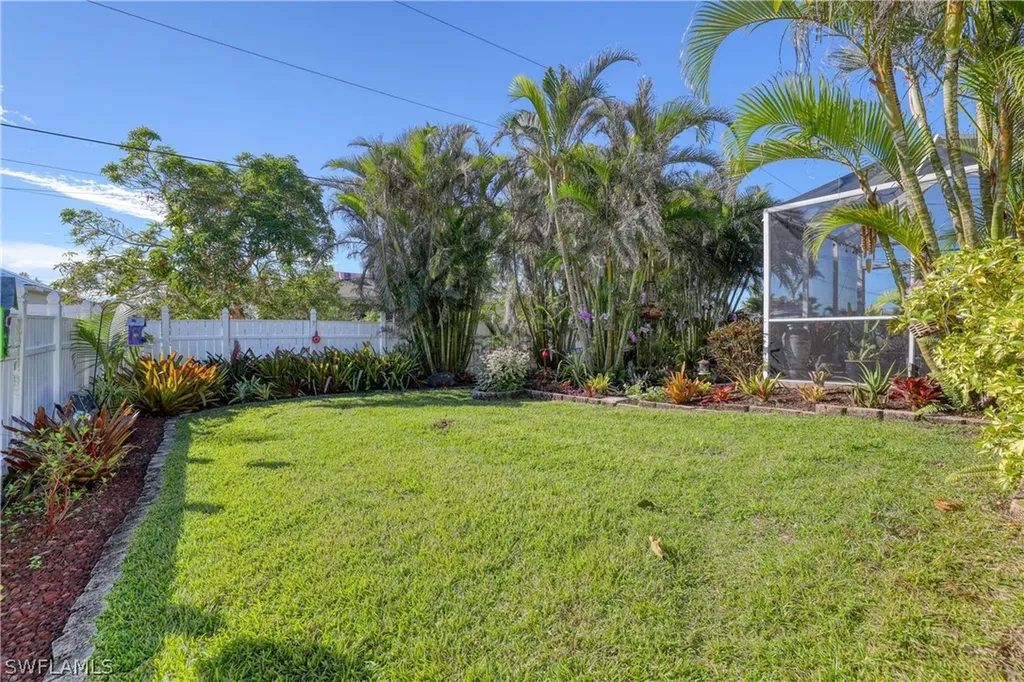 1310 SW 33rd Terrace Cape Coral FL 33914
