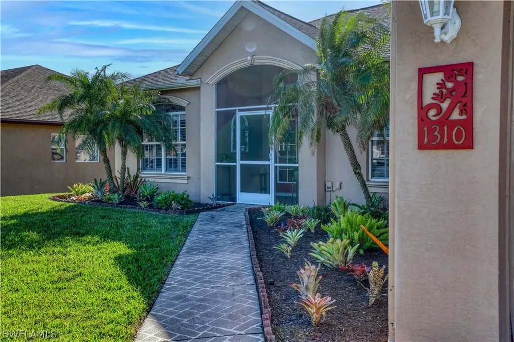1310 SW 33rd Terrace Cape Coral FL 33914