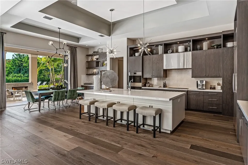 112 Hickory Road Naples FL 34108