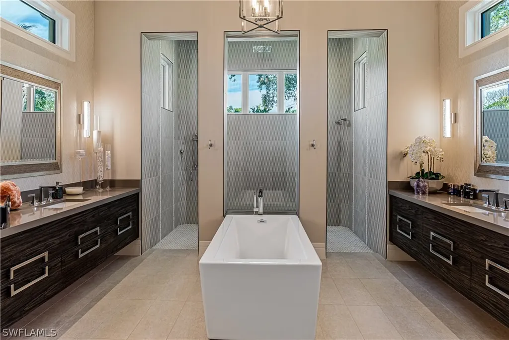 112 Hickory Road Naples FL 34108