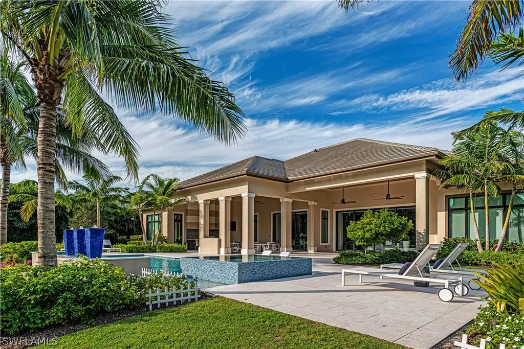 112 Hickory Road Naples FL 34108