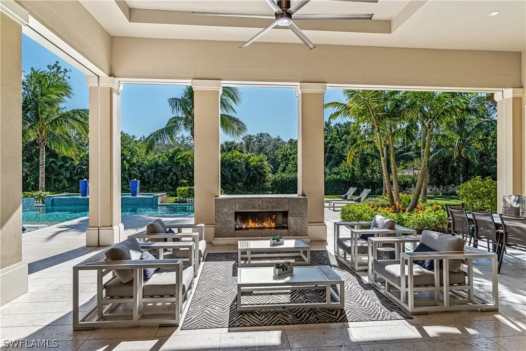 112 Hickory Road Naples FL 34108