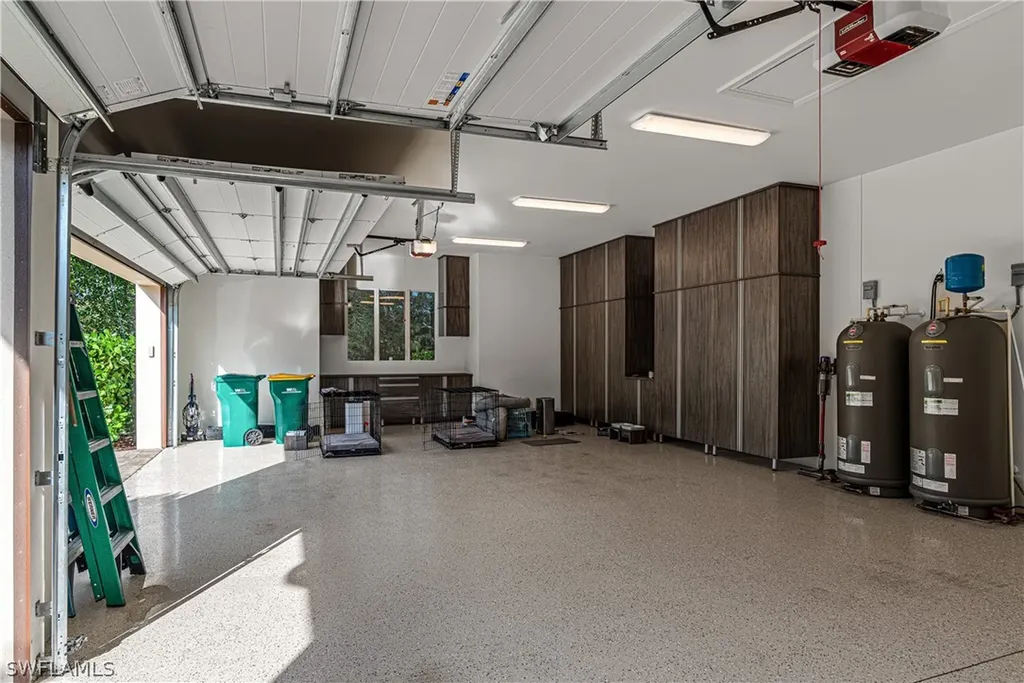 112 Hickory Road Naples FL 34108