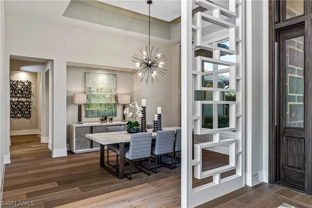 112 Hickory Road Naples FL 34108
