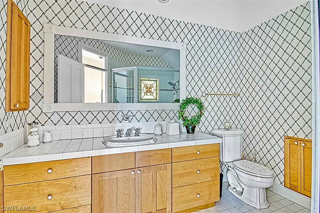 1036 Whisperwood Way Sanibel FL 33957