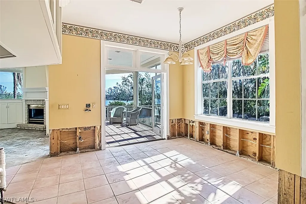 1036 Whisperwood Way Sanibel FL 33957