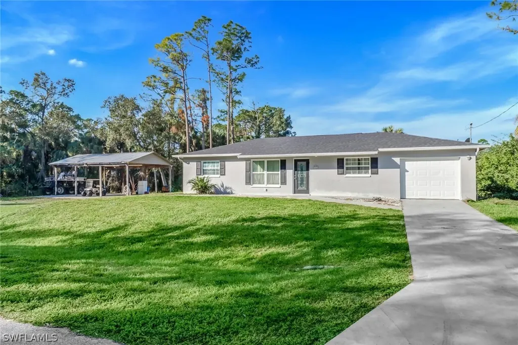 6125 Humboldt Avenue Fort Myers FL 33905