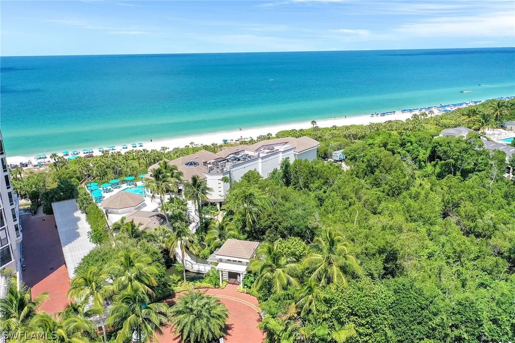7670 Pebble Creek Circle Naples FL 34108