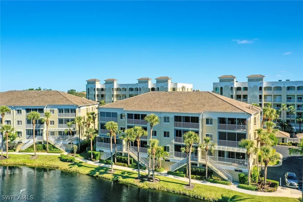 7670 Pebble Creek Circle Naples FL 34108