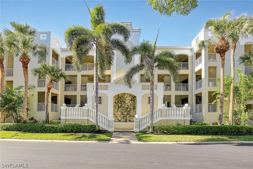 7670 Pebble Creek Circle Naples FL 34108
