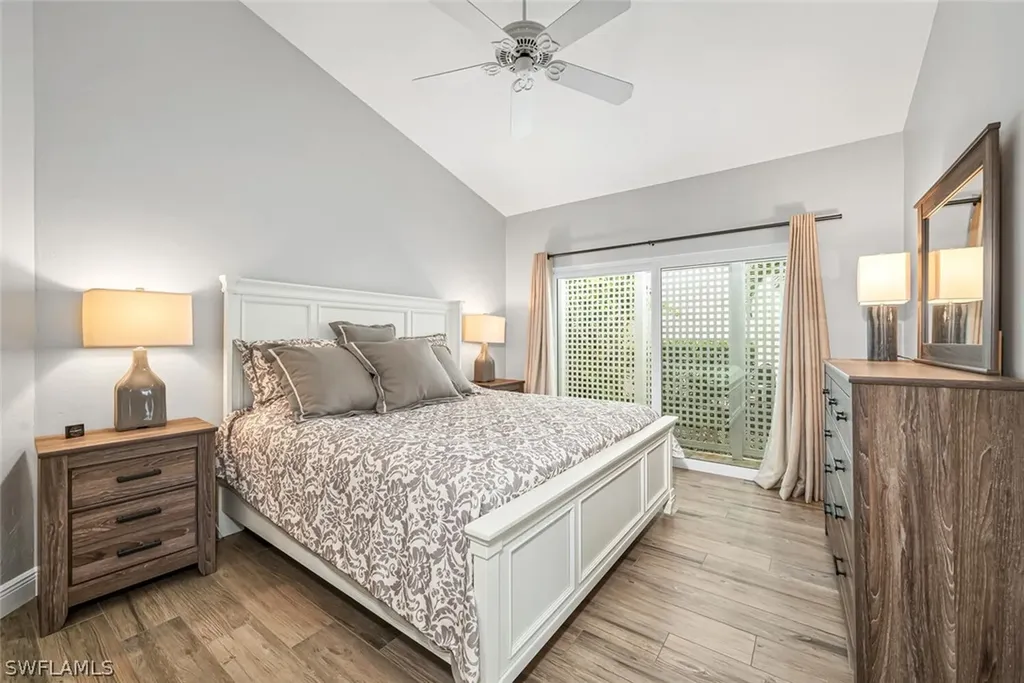 33 Grey Wing Point Naples FL 34113