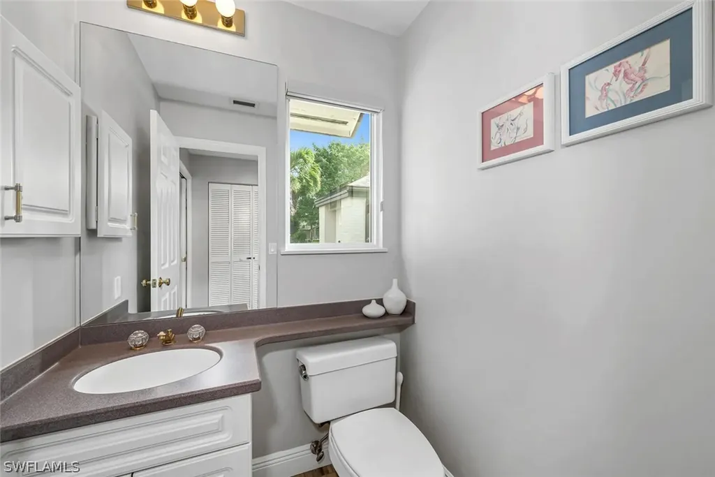 33 Grey Wing Point Naples FL 34113